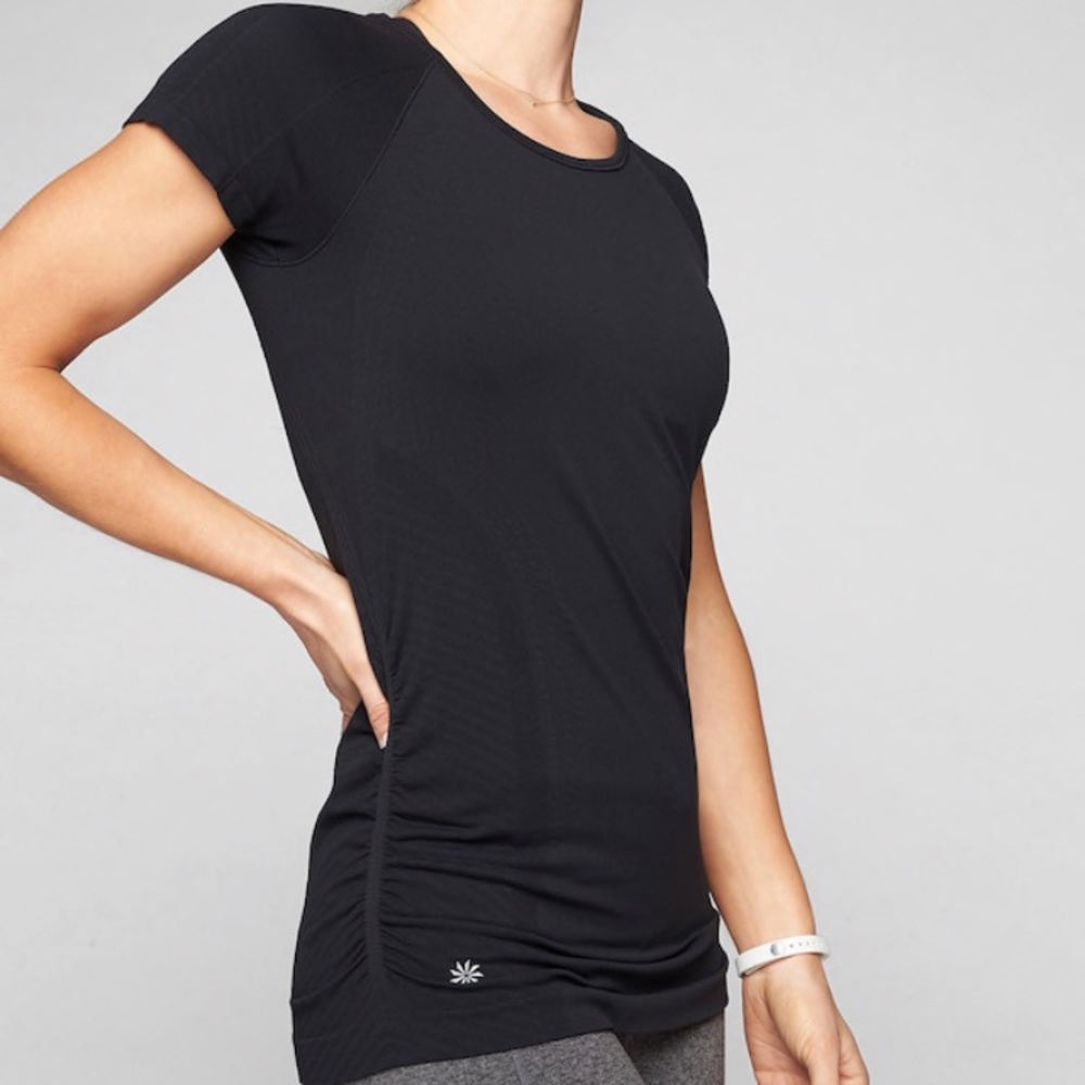 Athleta speedlight short sleeve
